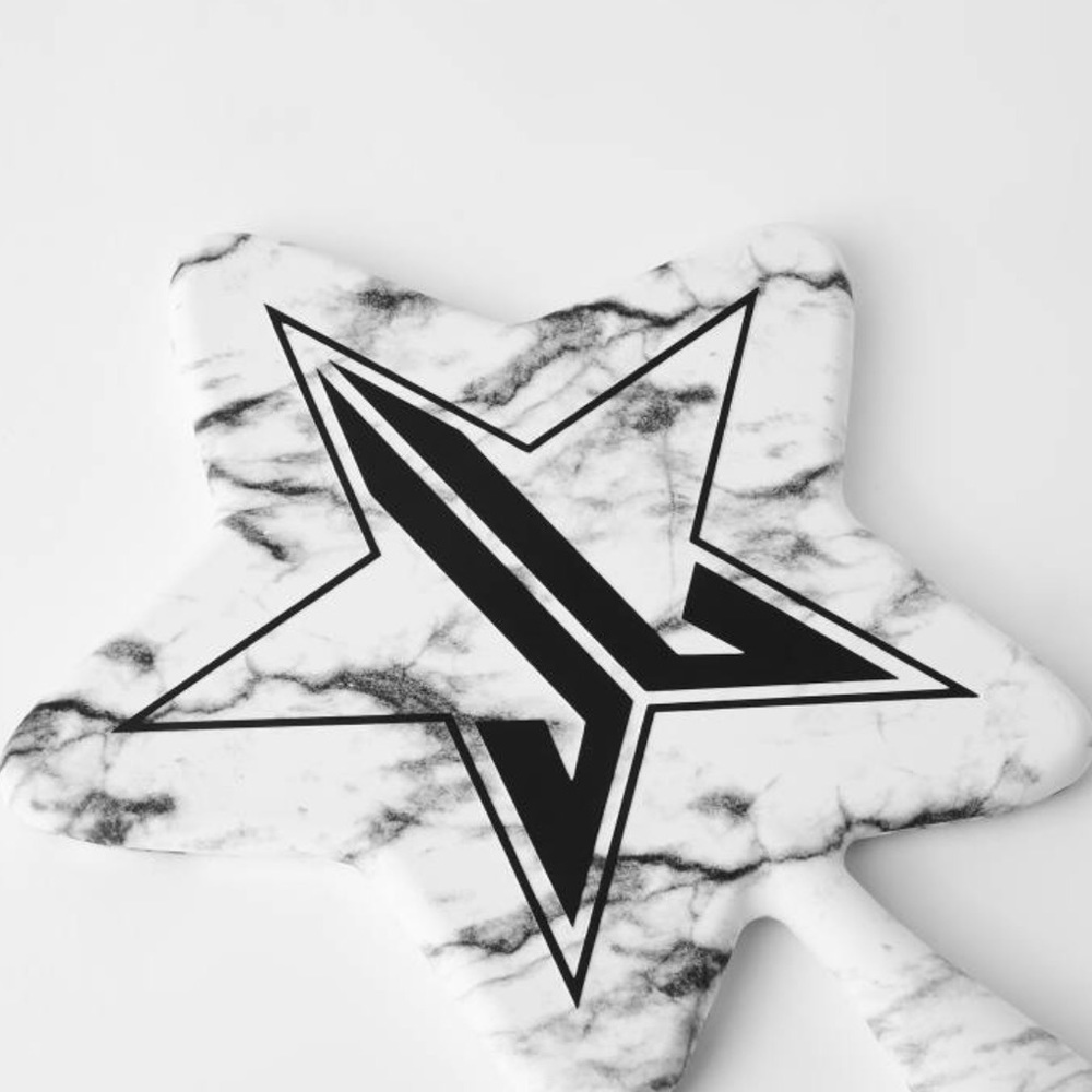 ✨NWT Jeffrey Star Hand Held Star ⭐️ Mirror ✨